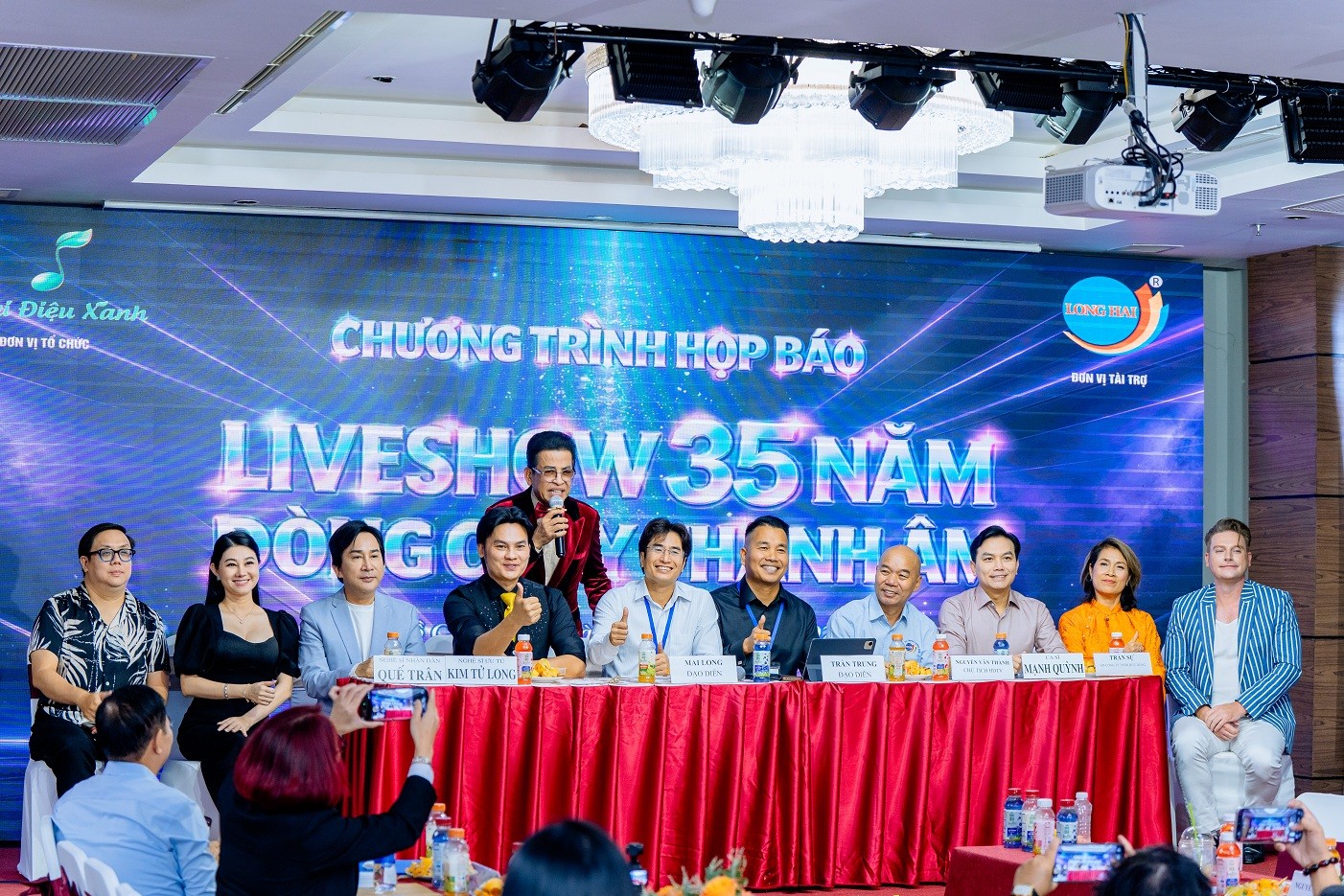 Dàn sao hội ngộ trong 'Liveshow 35 năm: Dòng chảy thanh âm – Tiếng hát NSƯT Kim Tiểu Long'