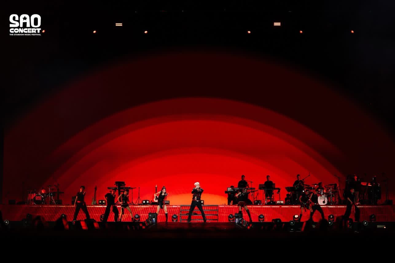 Hơn 50 nghệ sĩ hot nhất Vbiz khép lại thành công 'Sao Concert - The Stardom Music Festival'