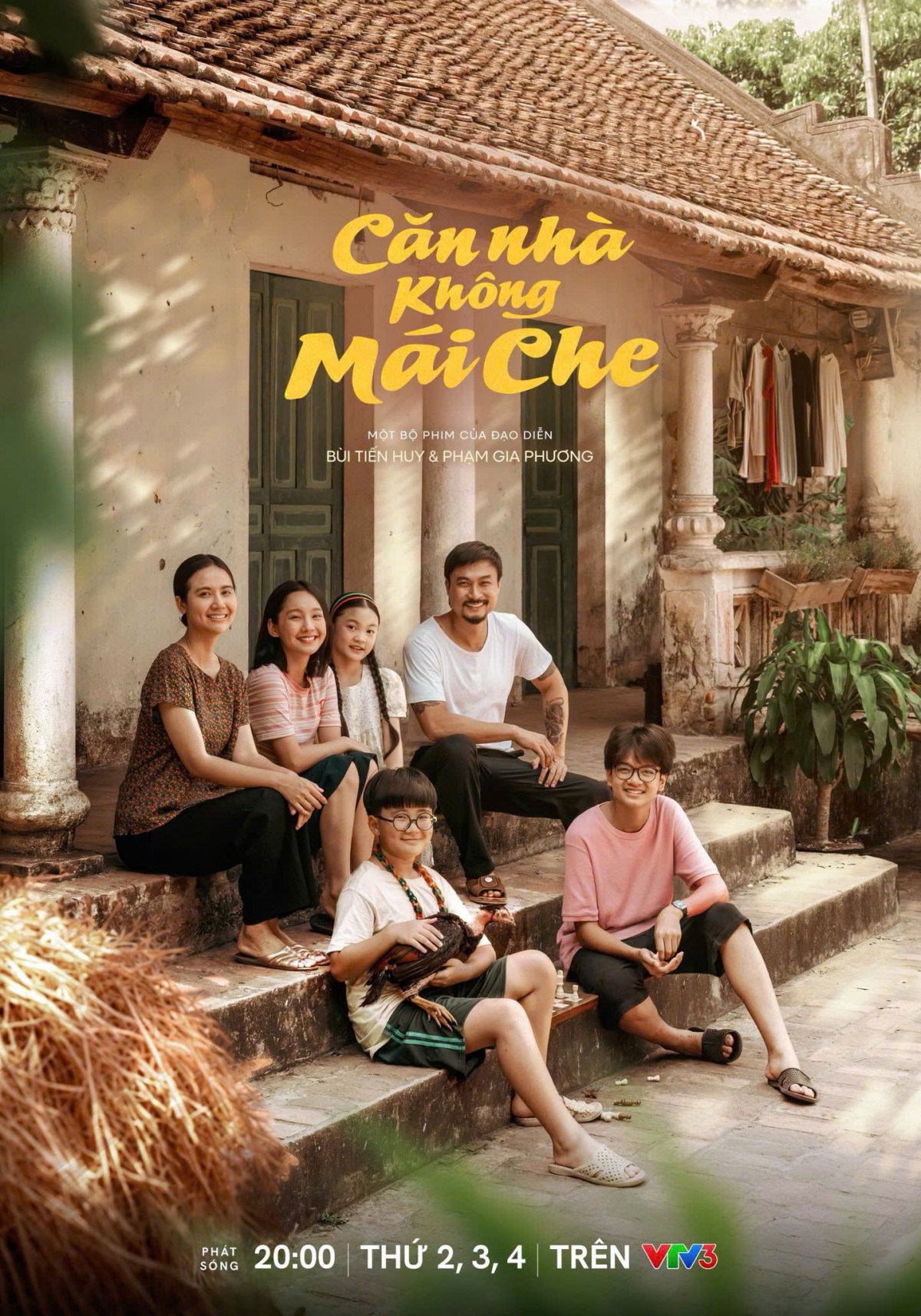'Căn nhà không mái che' tập 1: Hạnh quyết ly hôn sau trận đòn của chồng