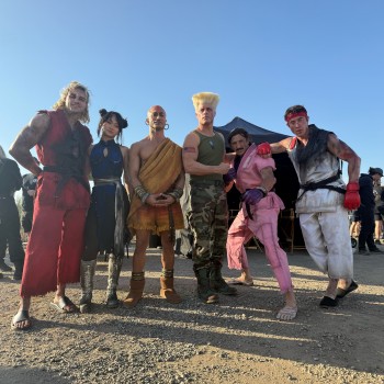 Dàn cast 'Street Fighter' thân thiết như người nhà, 'lăn xả' tập luyện hàng tuần để sẵn sàng bước vào những trận đấu khốc liệt