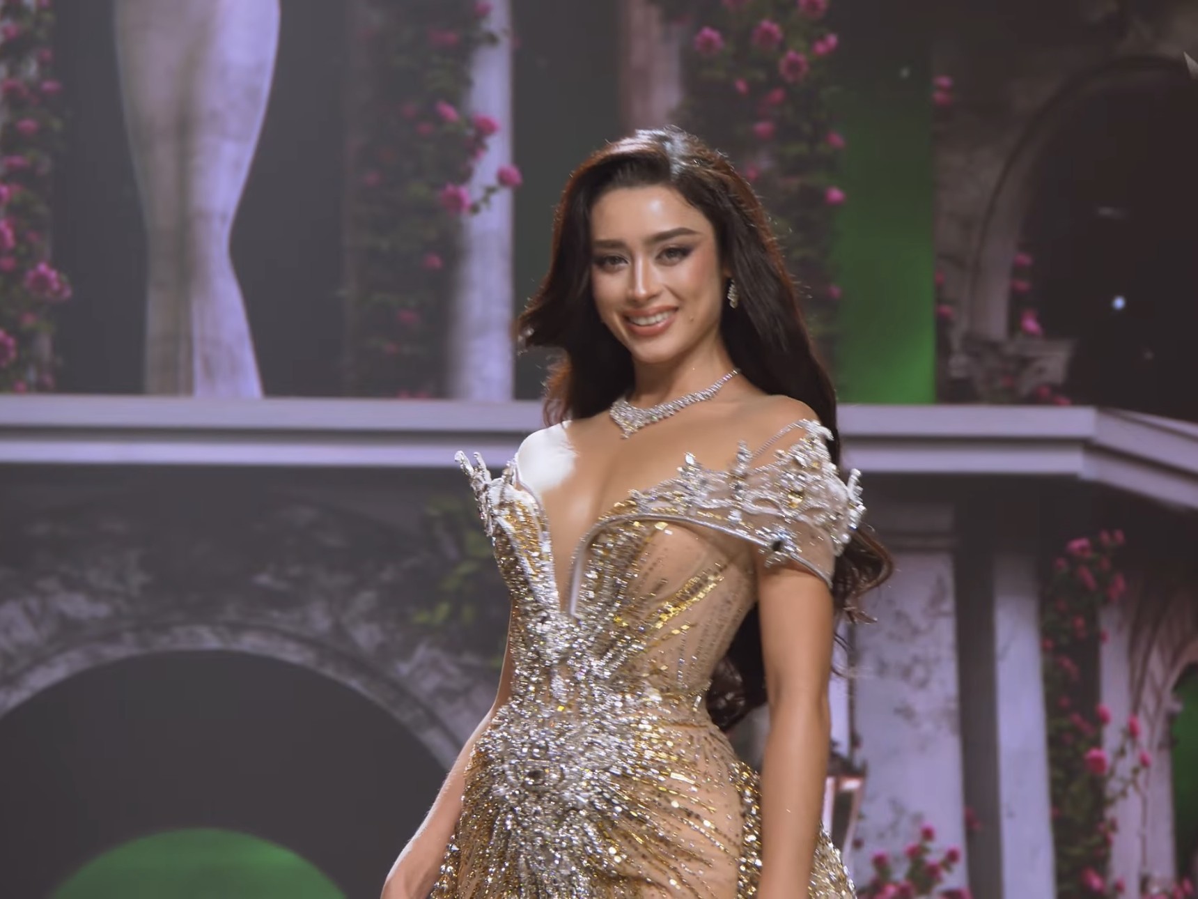 Emoura Phạm đăng quang Á hậu 4 'Miss Grand International 2026'