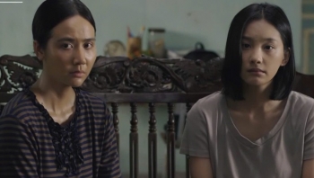 'Căn nhà không mái che' tập 2: Hạnh bán vàng phòng thân để đổi lấy tự do