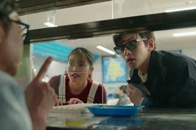 'Merry Berry Love' của Ji Chang Wook gây sốt toàn cầu