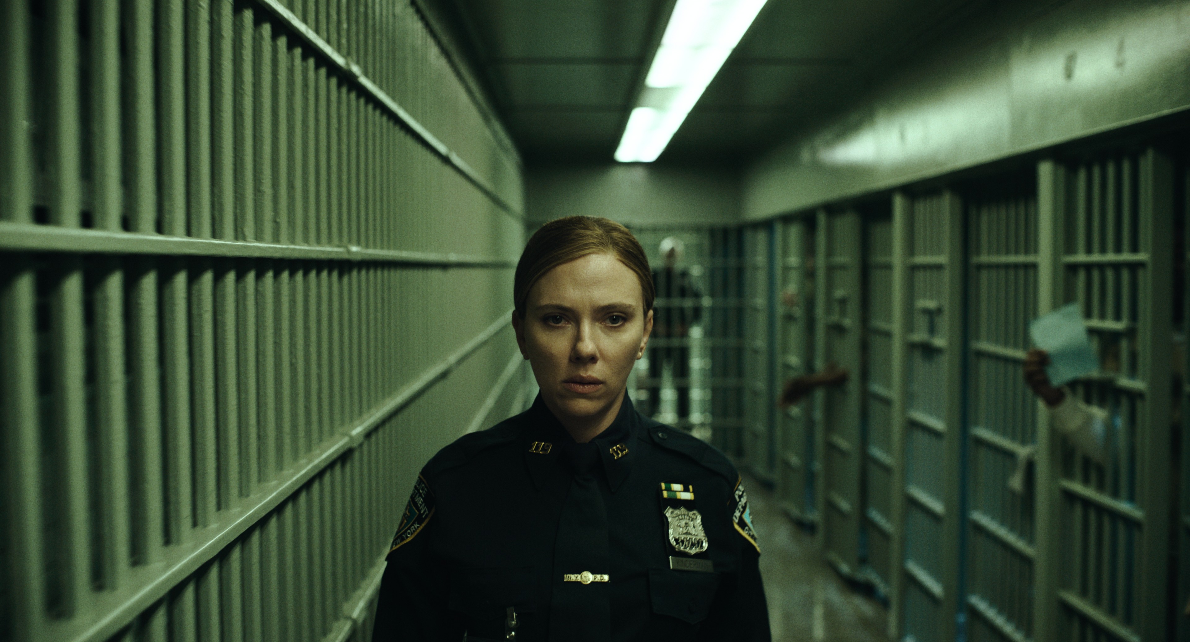Scarlett Johansson tái xuất màn ảnh rộng với bom tấn kinh dị mới của Mike Flanagan 'Quỷ ám: Kẻ tử đạo'