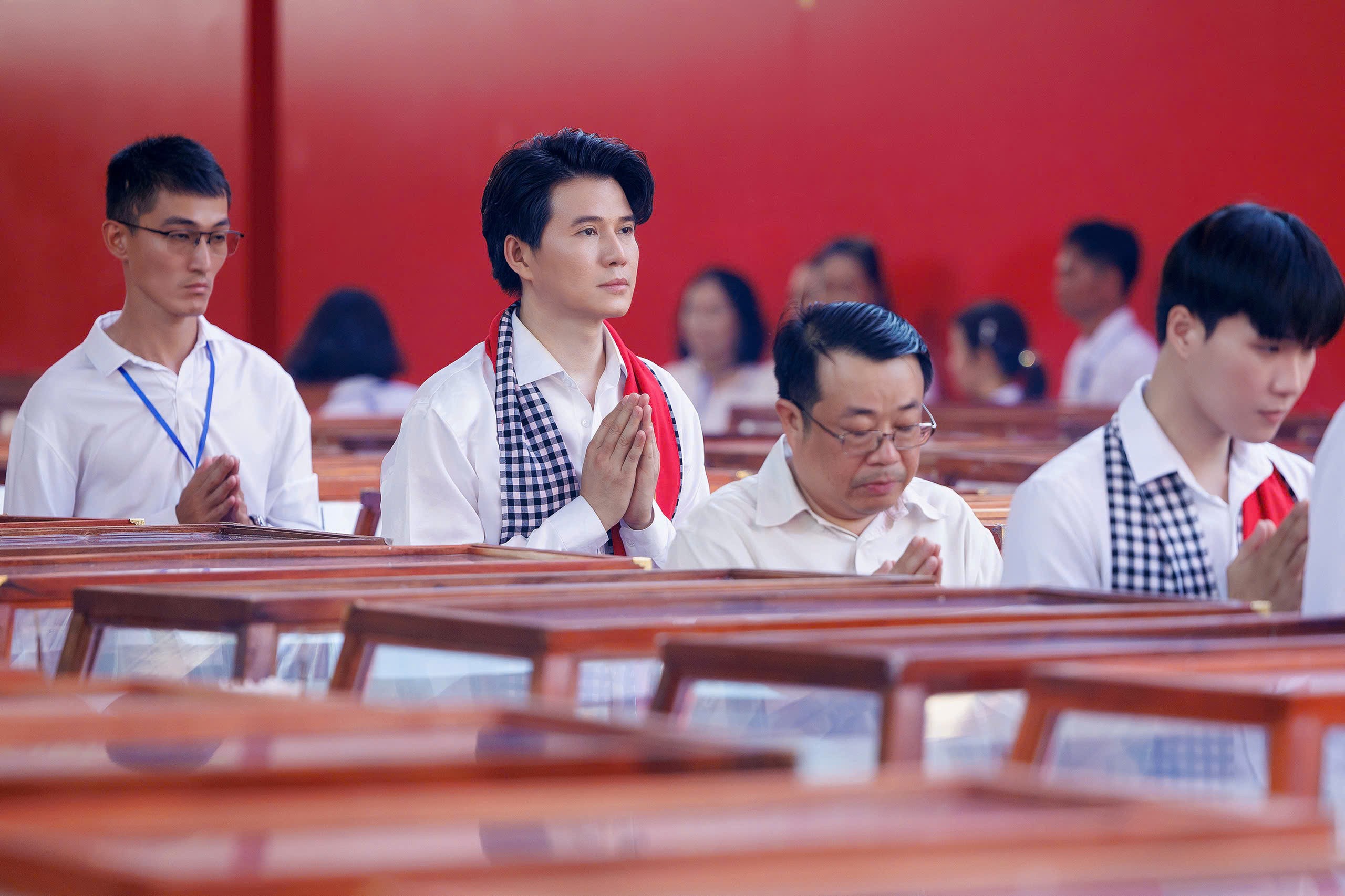 Vũ Mạnh Cường: Khi lời dẫn trở thành tiếng lòng tri ân