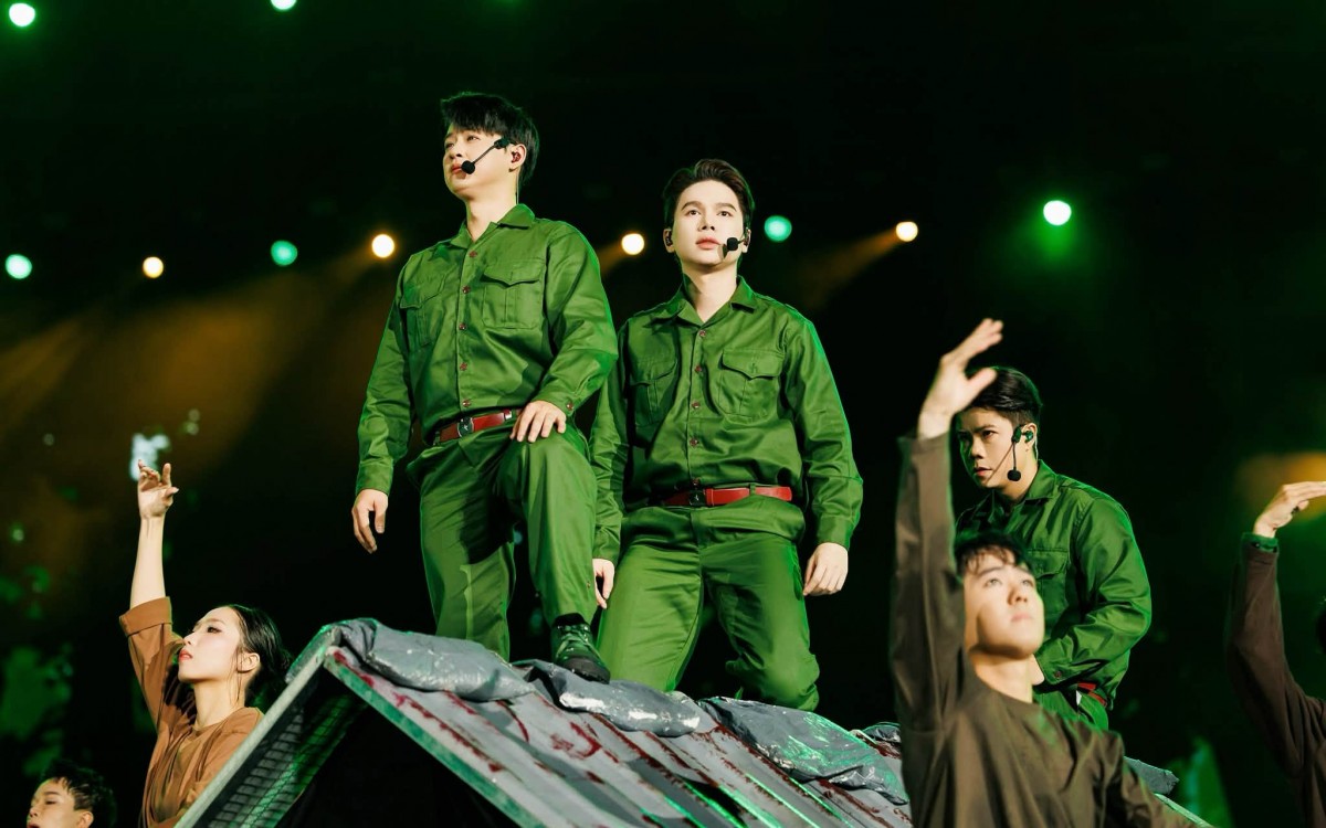 Concert 'Anh trai vượt ngàn chông gai 2026': 50.000 khán giả cùng khóc với 'Em tôi'