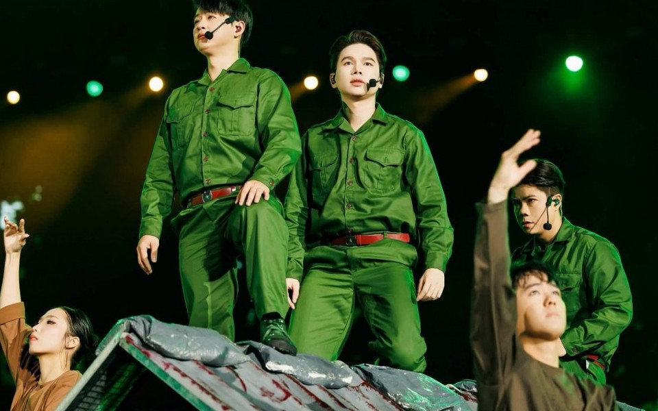 Concert 'Anh trai vượt ngàn chông gai 2026': 50.000 khán giả cùng khóc với 'Em tôi'