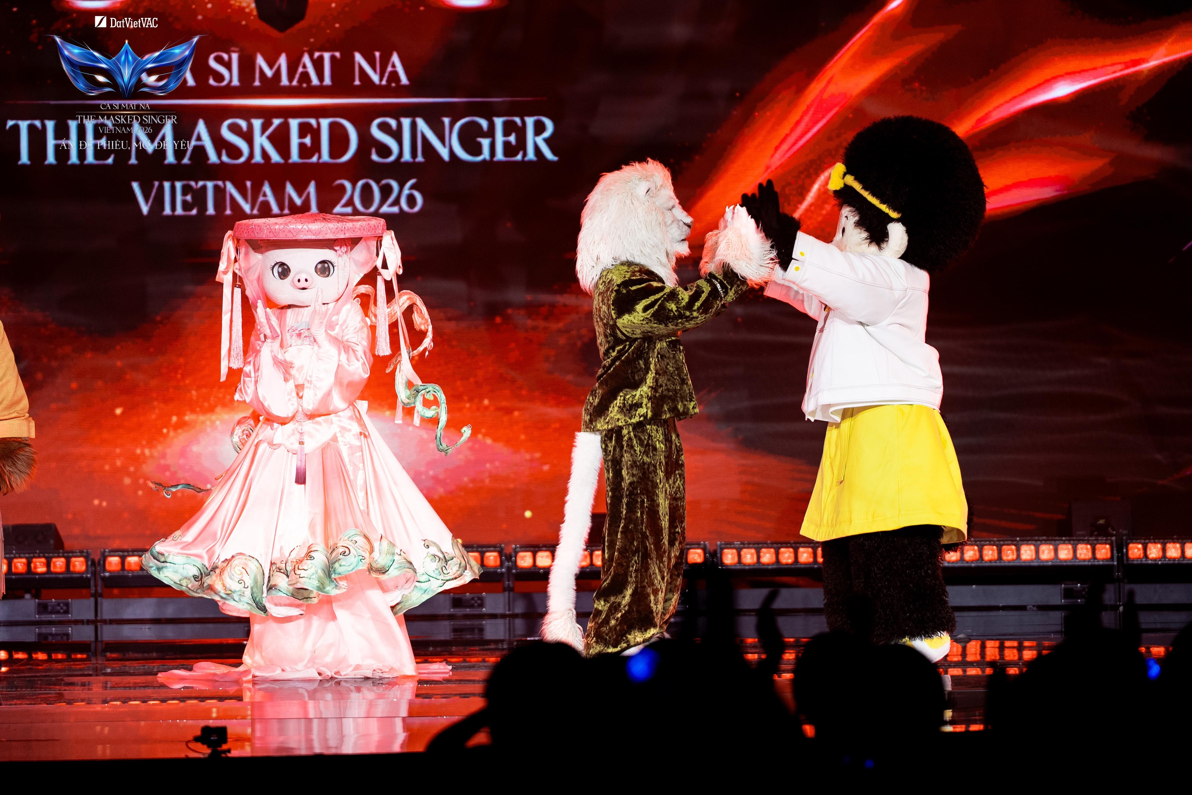 'The Masked Singer Vietnam 2026' tập 3: Heo Má Hồng phô diễn kỹ thuật 'khủng', loạt giọng ca thực lực được réo tên