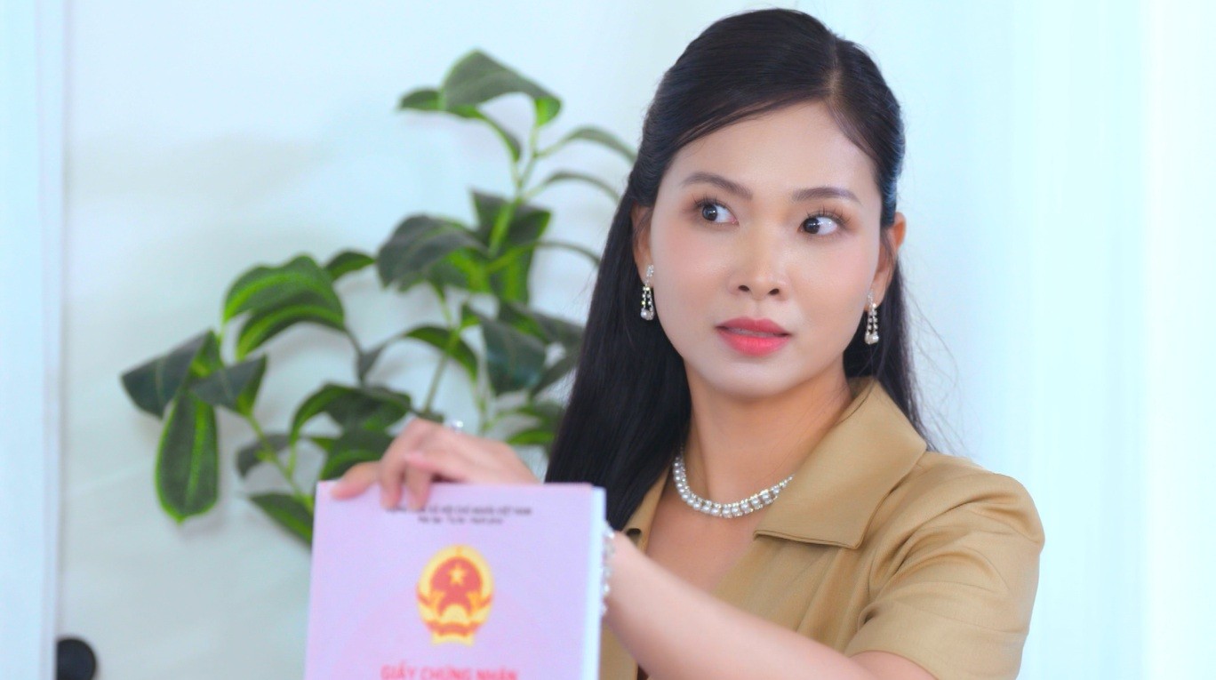 'Thâm tình giả dối' tập cuối: Nhật Hạ ly hôn Minh Luân, làm lại cuộc đời
