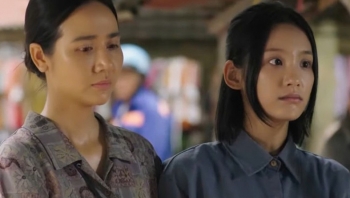 'Căn nhà không mái che' tập 5: Thơ vạch mặt chủ nợ, bảo vệ mẹ giữa chợ