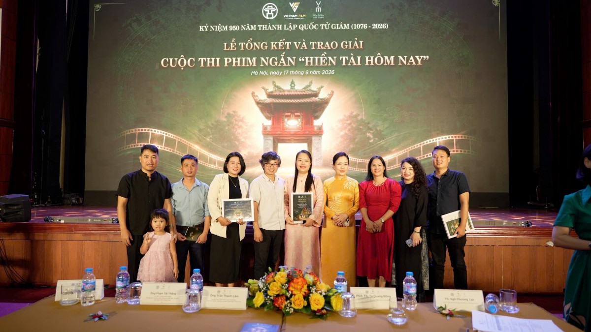 Đạo diễn Hoàng Hà Lê: Tiếp nối di sản bằng sự trung thực với hiện thực