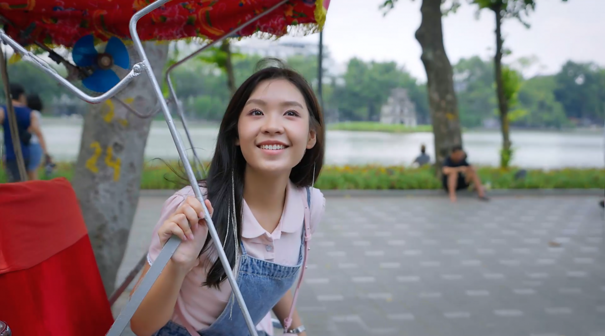 Lê Lưu Ly và Hà Thành tái ngộ trong ‘Xóm nhỏ’