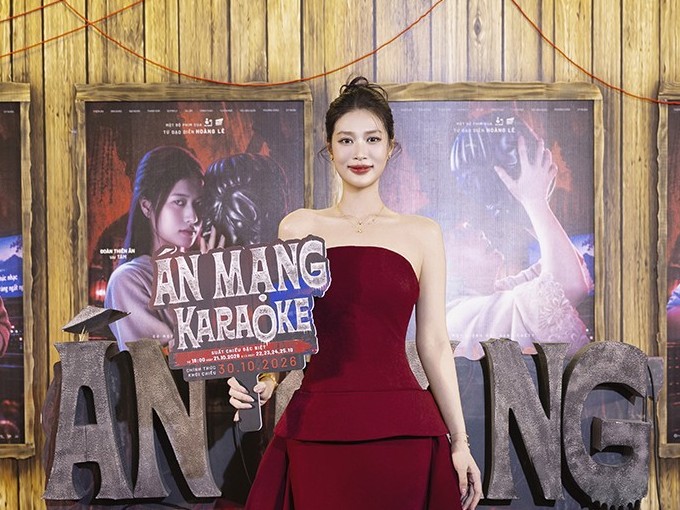 Đoàn Thiên Ân mặt mộc, vượt nỗi sợ độ cao để hóa thân vào vai diễn phim 'Án mạng Karaoke'