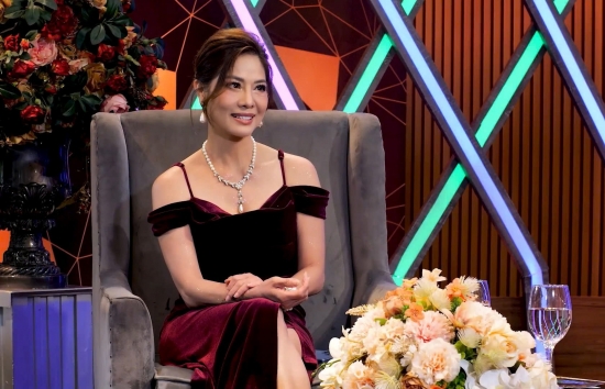 Ca sĩ Hồ Lệ Thu mượn bản hit 'Để ta say' kể lại câu chuyện của chính mình