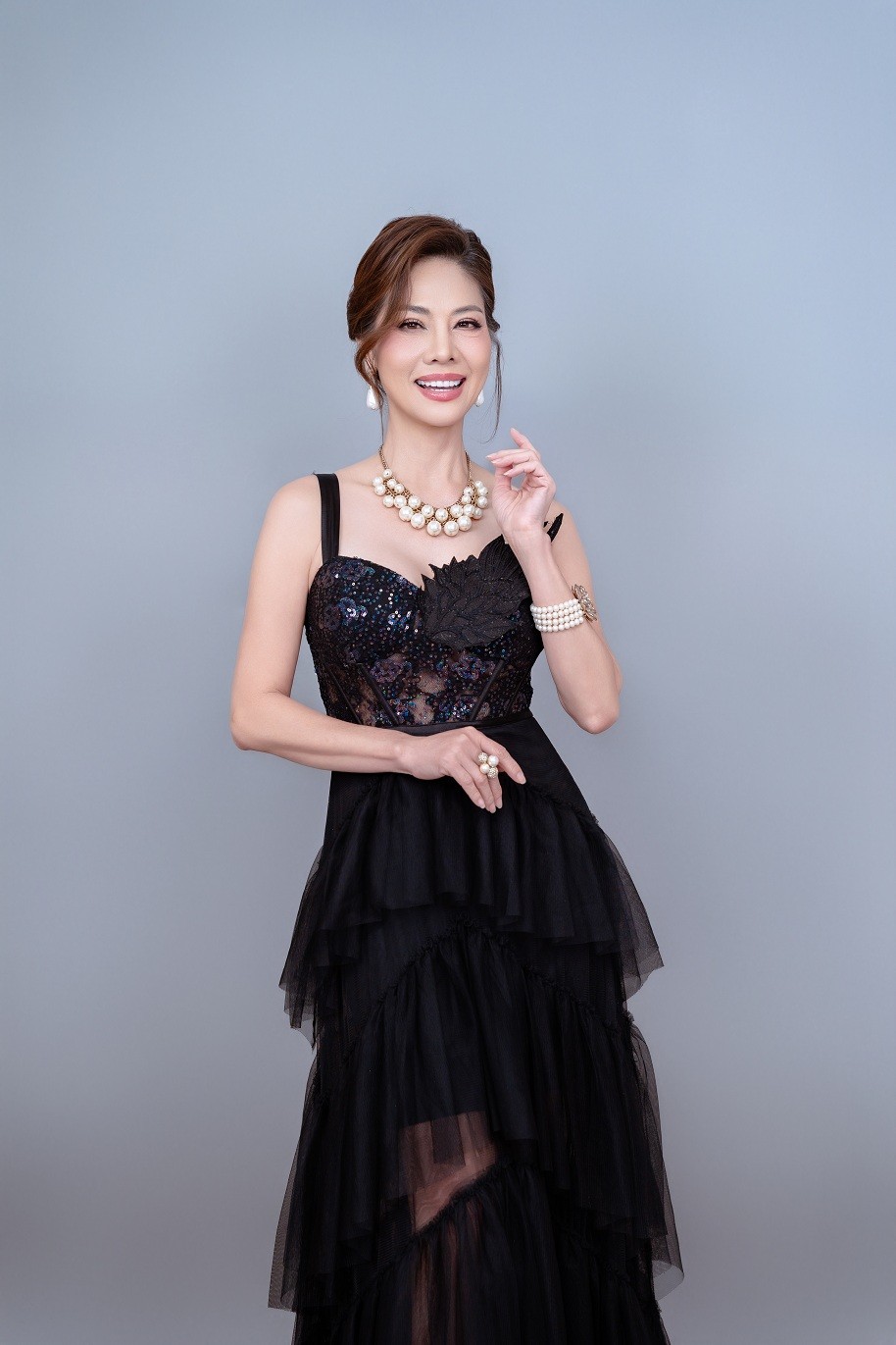 Ca sĩ Hồ Lệ Thu mượn bản hit 'Để ta say' kể lại câu chuyện của chính mình