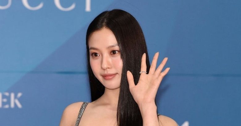 Go Min Si liên tiếp vắng mặt vì scandal bạo lực học đường