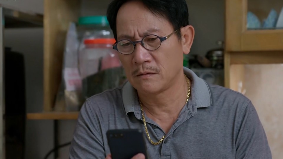 'Xóm nhỏ' tập 7: Trâm bị bố mắng sau scandal ảnh nhạy cảm