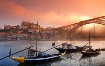 Porto, rượu, cá và người già