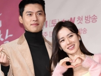 Làng giải trí Hàn 'mở hội' đầu năm khi Son Ye Jin và Hyun Bin đã hẹn hò được 8 tháng