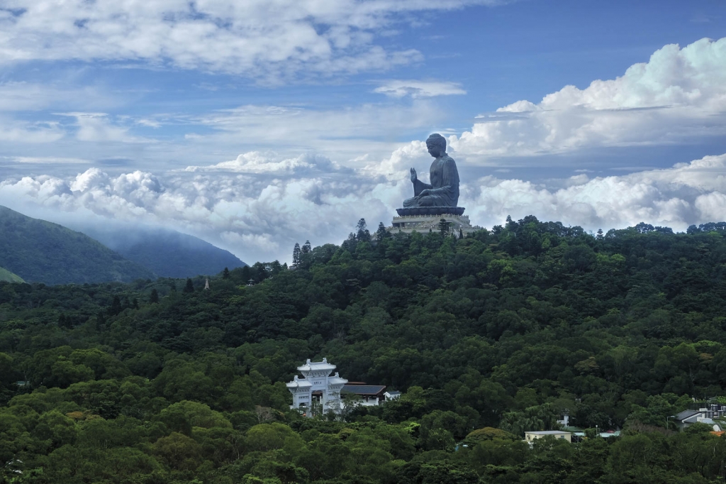 kham pha boi canh cua phim kinh dien vo gian dao tai hong kong