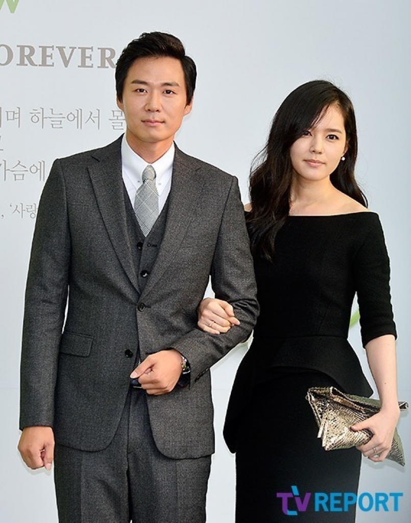 yeon jung hoon cam thay co loi khi vo han ga in mang thai