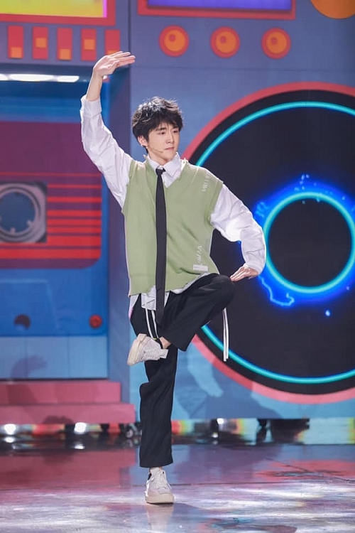 truong tan thanh cua le hap duong phen la sao nam hot nhat truyen hinh hoa ngu