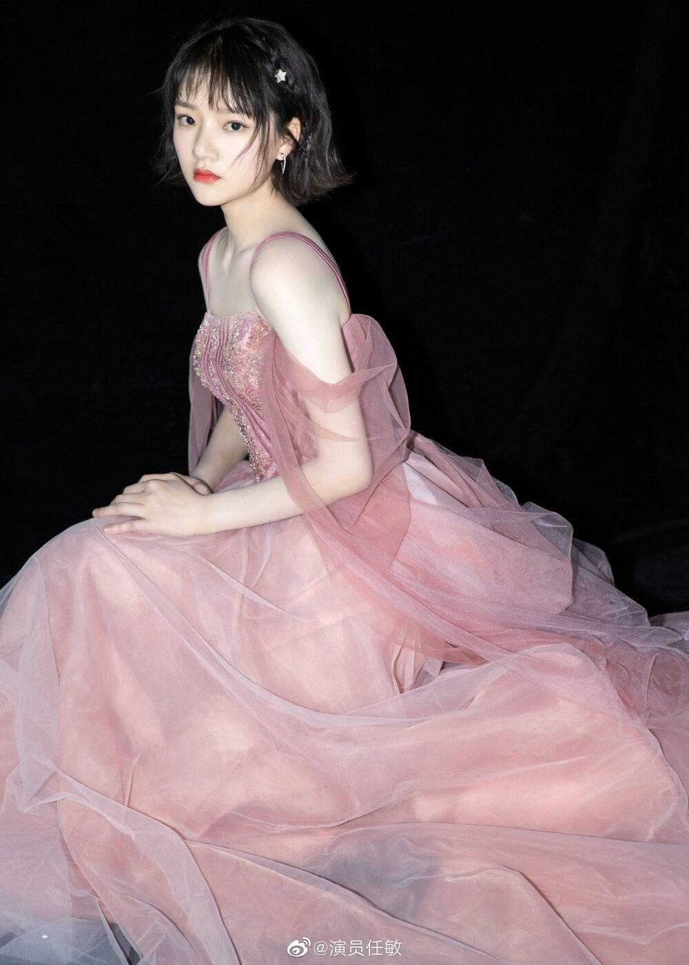 Nhậm Mẫn trở thành cô gái được hôn Tiêu Chiến nhiều nhất trên màn ảnh!