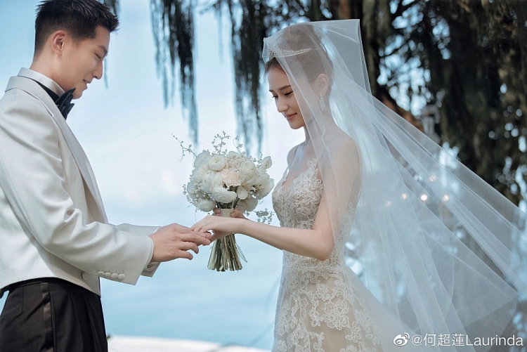 Nhìn lại hôn lễ đẹp như cổ tích của Đậu Kiêu cùng con gái vua sòng bạc Ma Cao