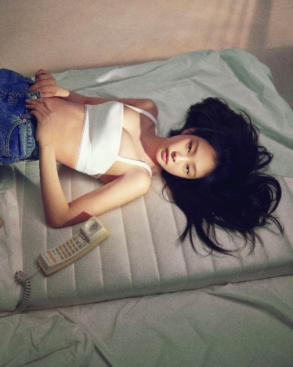 Jennie sexy 'ngộp thở' với bộ sưu tập của Calvin Klein: Thế này cứ gọi là cháy hàng!