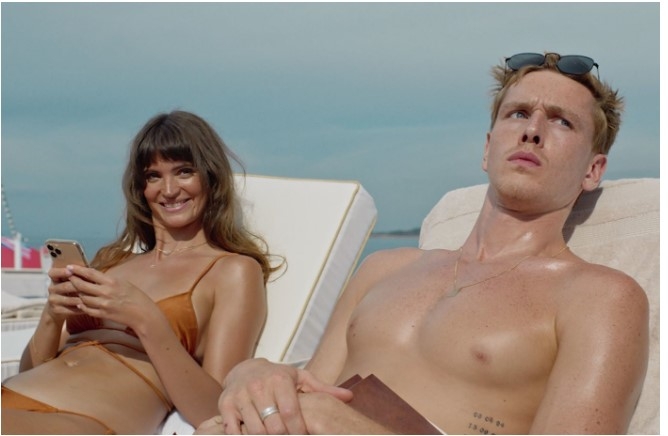 ‘Triangle of Sadness’ - Phim hay nhất tại Cannes 2022 có gì đặc sắc?