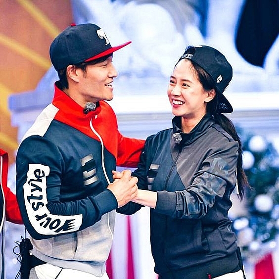 song ji hyo va kim jong kook hen ho ngoai running man