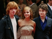 Dàn sao 'Harry Potter' lên tiếng chỉ trích tác giả JK Rowling phát ngôn nhạy cảm