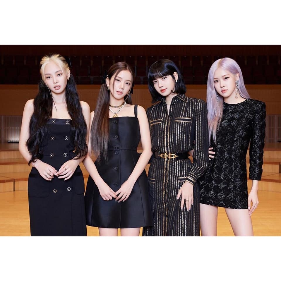 BlackPink: Bạn hãy đến xem hình ảnh của BlackPink, nhóm nhạc nữ nổi tiếng đến từ Hàn Quốc nổi tiếng với những bản hit âm nhạc đình đám và phong cách thời trang ấn tượng.