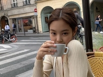 Jennie (BlackPink) đẹp ‘sang chảnh’ chụp ảnh đời thường mà như ảnh tạp chí