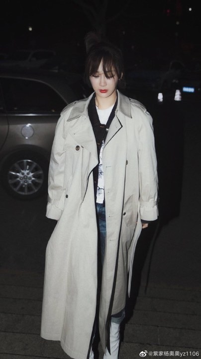 duong tu bo pho tren truong quay du sinh chi giao