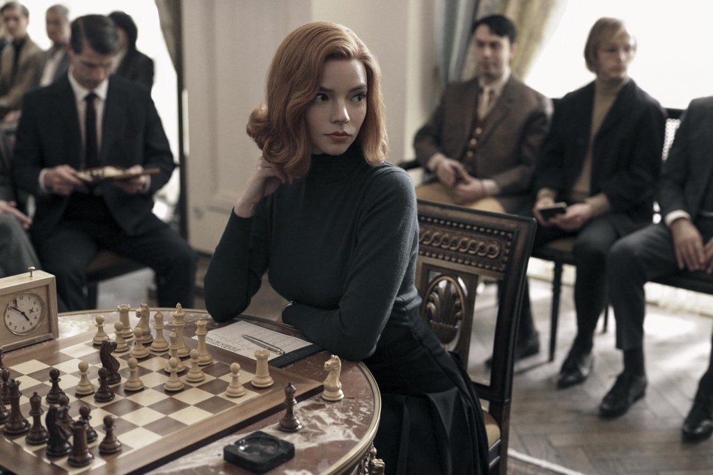 Tổng hợp kết quả Emmy 2021, Netflix 'bội thu' với 'The Crown' và 'The Queen’s Gambit'