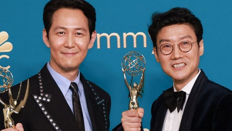 Nhìn lại chiến thắng của Squid Game tại Emmy: Thành công của Hàn Quốc hay sự thụt lùi của lễ trao giải danh giá?