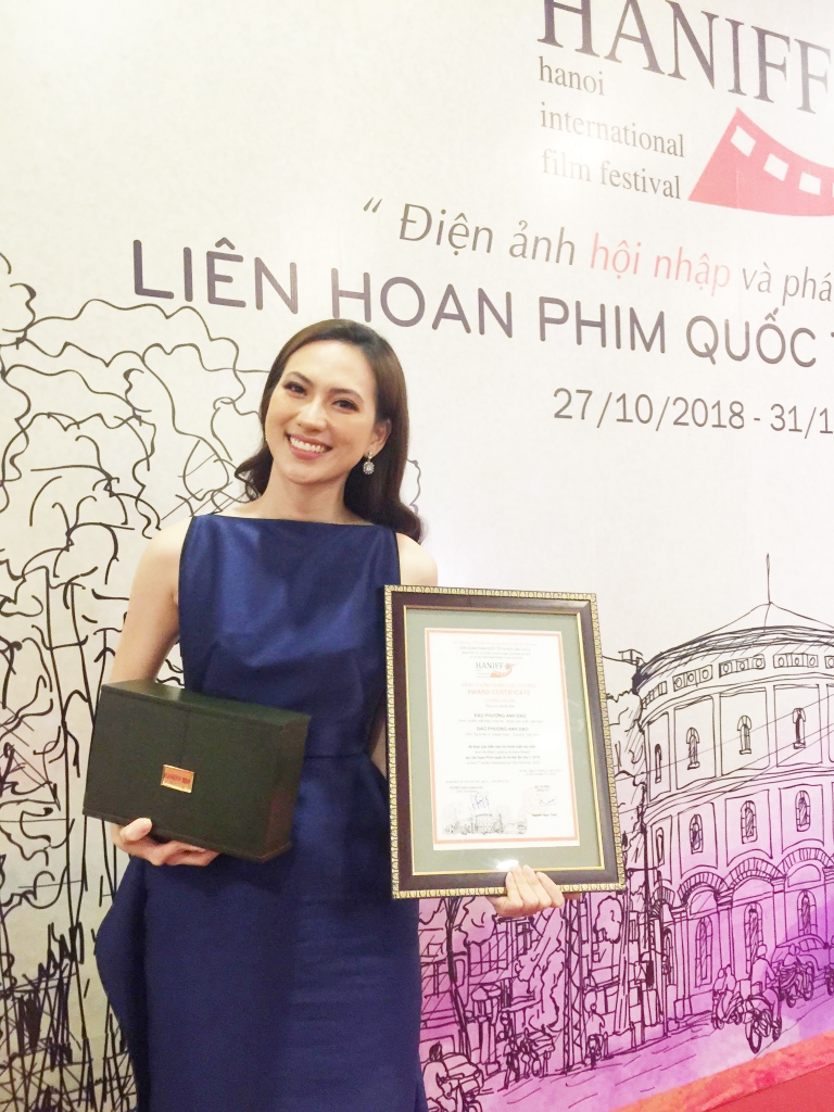 phuong anh dao rang ro gianh giai nu dien vien chinh xuat sac nhat tai lhp quoc te ha noi 2018