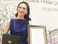 Phương Anh Đào rạng rỡ giành giải nữ diễn viên chính xuất sắc nhất tại LHP Quốc tế Hà Nội 2018