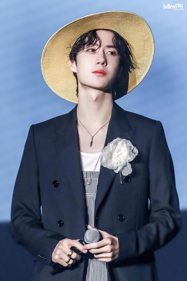 tieu chien va vuong nhat bac mat buon ruoi ruoi vi lan cuoi song ca vo ky