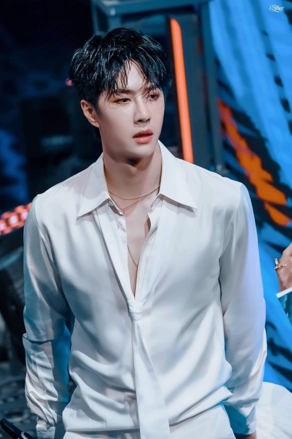 vuong nhat bac phong do ngay ca khi choi truot van