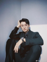 'Chiếc bật lửa và váy công chúa': 'Kẻ phản diện' Cao Kiến Hồng và những bí mật thú vị ngoài đời