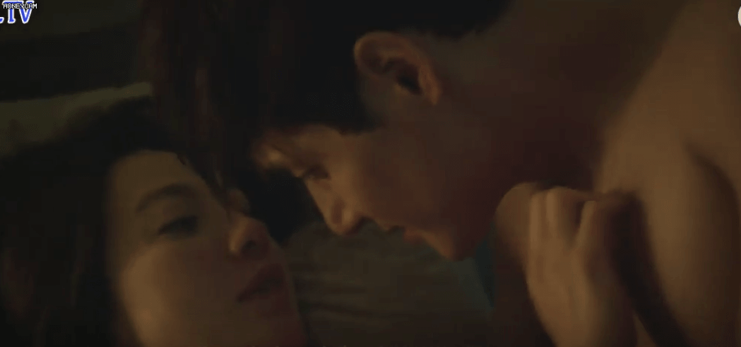 Những 'cảnh nóng' trên màn ảnh Hàn Quốc làm dân tình 'đỏ mặt tía tai'