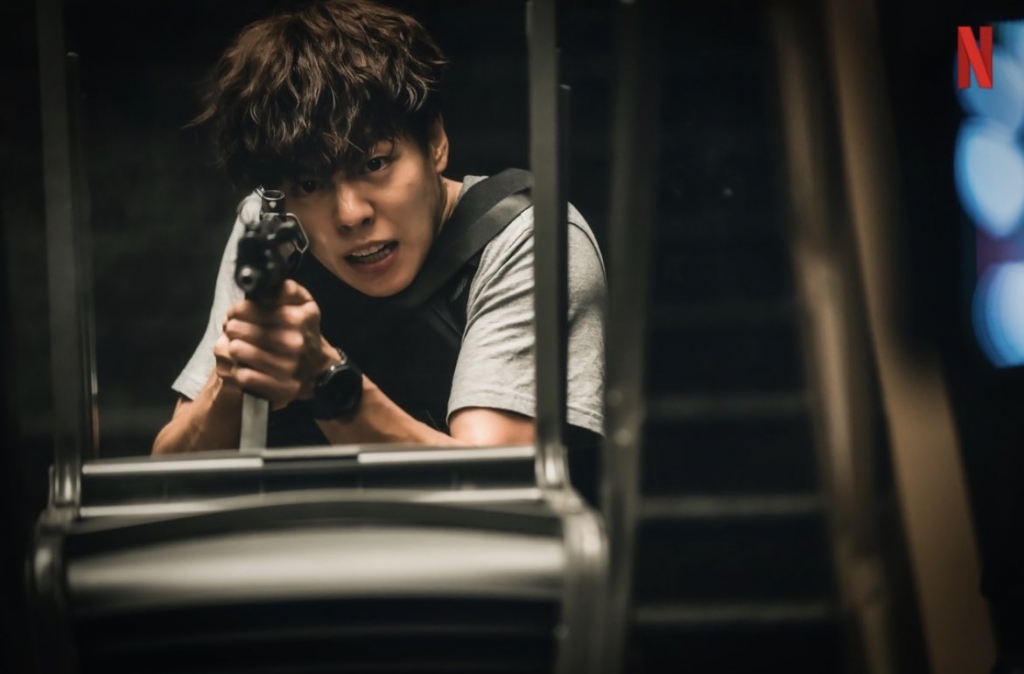 'Phi vụ triệu đô' Hàn Quốc cùng 9 sự thật về dàn cast sẽ khiến bạn 'ngã ngửa'