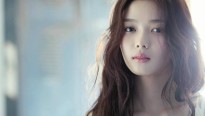 Kim Yoo Jung từ chối vai chính trong 'School 2017'