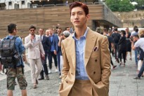 Changmin của TVXQ trở thành nghệ sĩ Hàn Quốc đầu tiên tham dự show Prada tại tuần lễ thời trang Milan.