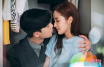 'Thư ký Kim': tvN tung ảnh 'nụ hôn trong tủ áo' của Park Seo Joon và Park Min Young
