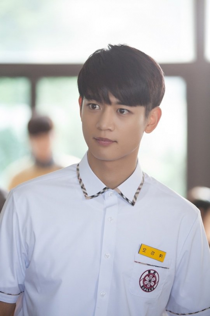 min ho va lee yoo bi tro thanh moi tinh dau cua nhau trong somehow 18