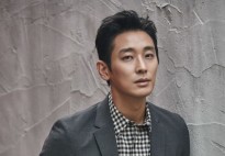 'Sứ giả thần chết' Joo Ji Hoon được mời đóng vai chính trong phim mới của biên kịch 'Lời cầu cứu'