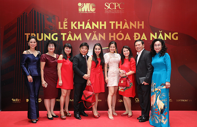 Ngọc Lan xinh đẹp đến dự lễ khai trương Trung tâm Văn hóa Đa năng IMC Tower